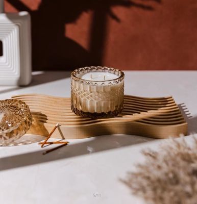 モダンカスタムボホスタイルのための装飾メープル木の波紋板ディスプレイサービストレイ