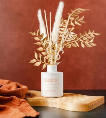 モダンカスタムボホスタイルのための装飾メープル木の波紋板ディスプレイサービストレイ