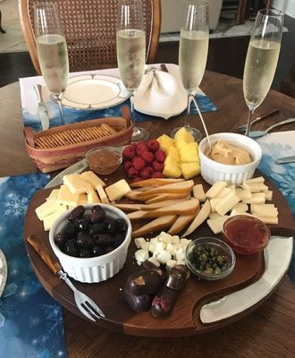 カスタムロゴ ナイフとスプレッダーで可決 丸い溝のアカシア切断板