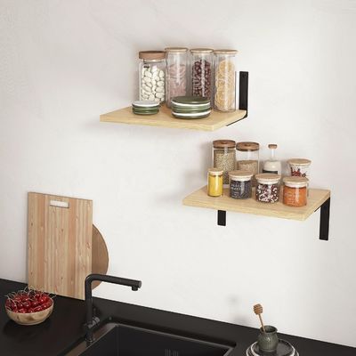 スタイリッシュなリビングルームの現代的な壁ディスプレイのための木製の浮遊棚