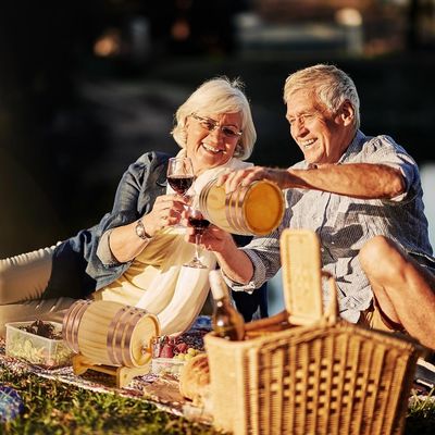 ヴィンテージ・スピリッツとリコール用のウイスキー・バレル・コクテル・ディスペンサー