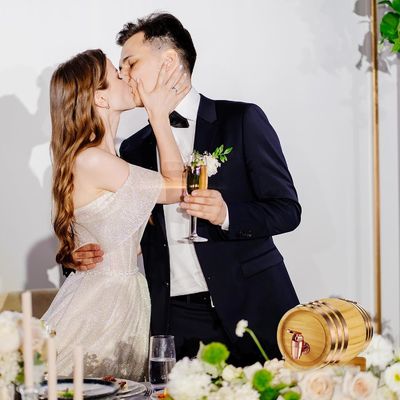 ヴィンテージ・スピリッツとリコール用のウイスキー・バレル・コクテル・ディスペンサー