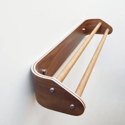 オーダーメイド 木製のダブルタオルバー キッチン用機器を保持するための壁に装着された浴巾ラック