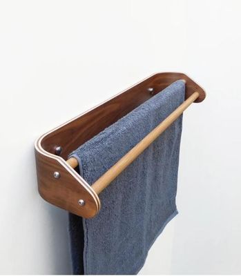 オーダーメイド 木製のダブルタオルバー キッチン用機器を保持するための壁に装着された浴巾ラック