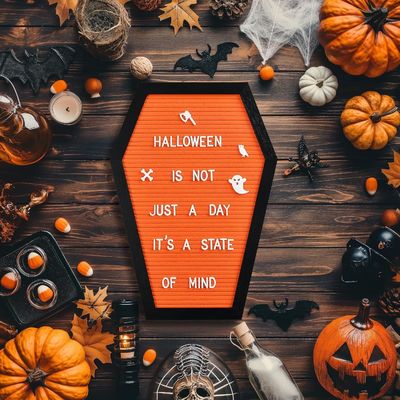 ハロウィーン用品のための木製スタンド棺の手紙ボード