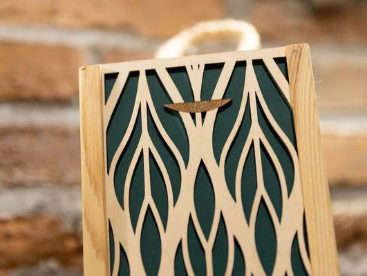 焼印付きの長方形の木製ワインボックス パーソナライズド記念日 結婚式