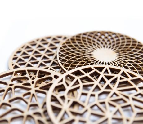 木製のコースターセット テーブルの装飾用品 タイプ マット パーソナライズド ギフト用のパッド