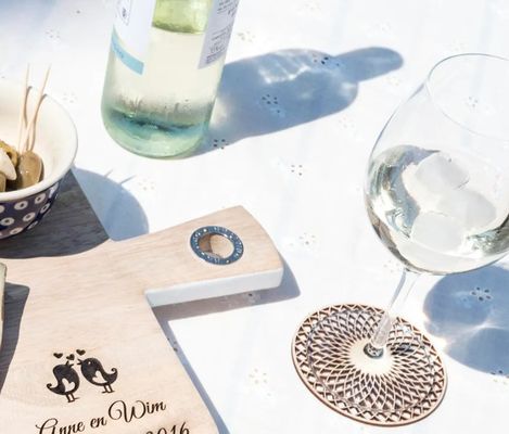 木製のコースターセット テーブルの装飾用品 タイプ マット パーソナライズド ギフト用のパッド