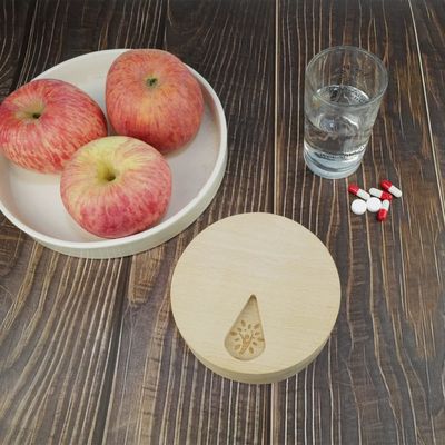 7日間の錠剤ホルダー 木製 薬とビタミンのための週間の錠剤オーガナイザー