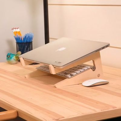 受け入れられるOEM/ODM Mac Book用の木製ラップトップスタンド エルゴノミックワークスペース デスクアクセサリー