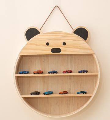 2階建ての浮遊壁に装着された現代製の青銅家具のための田舎木製棚