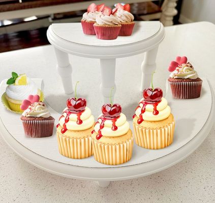 ハーフムーンデザートディスプレイ スタンド 展示コレクションのための2階建ての木製ディスプレイライザー