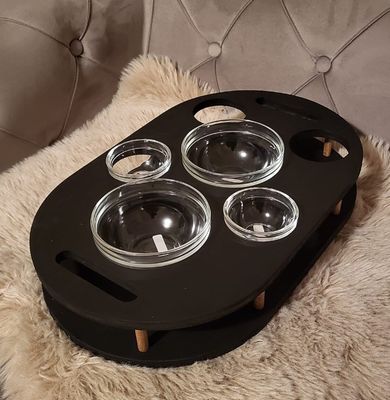 202406 黒いソファーバー 4つのガラスボウル