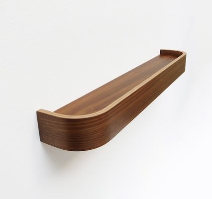 現代的な丸い木製の棚 OEM カーブドウォールナッツ フローティング・リッジ棚