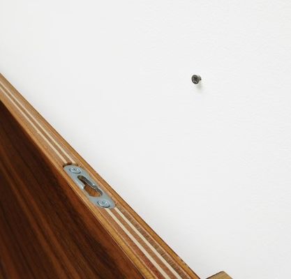 現代的な丸い木製の棚 OEM カーブドウォールナッツ フローティング・リッジ棚