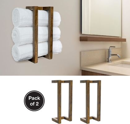 202405 木製 の 壁 に 掛け られ た 手ぬぐい 棚