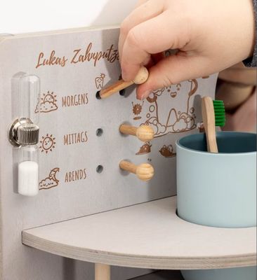 愛のテーマ 子供用歯磨きステーション 木製枠の鏡とスペース節約