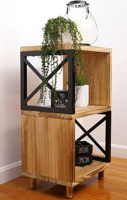 自然木色 リビング メタル モダンナイトテーブル 小さなスペース用 ベッドサイドテーブル