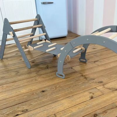 モンテッソーリクライミングセット 小児用 室内三角型クライマー 選択する色