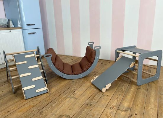 モンテッソーリクライミングセット 小児用 室内三角型クライマー 選択する色