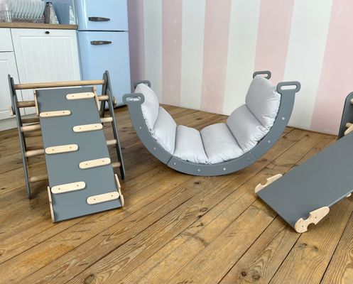 モンテッソーリクライミングセット 小児用 室内三角型クライマー 選択する色