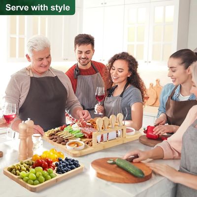 バンブーチーズボードとナイフセット キッチンカット ストック印刷 レーザー彫刻