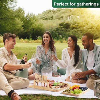 バンブーチーズボードとナイフセット キッチンカット ストック印刷 レーザー彫刻