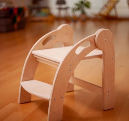 カスタマイズされたロゴ 木製のステップストール 子供のための折りたたみ小児ストール モンテッソーリデザイン
