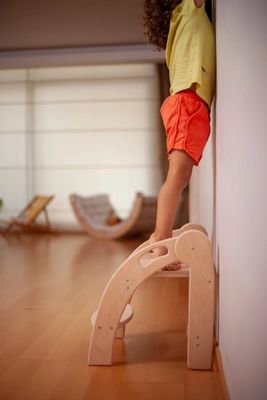 カスタマイズされたロゴ 木製のステップストール 子供のための折りたたみ小児ストール モンテッソーリデザイン