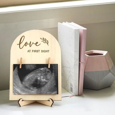 ダイカット印刷 7.9 x 5.7 インチ キューティな木 新生児写真フレーム 幼稚園の装飾