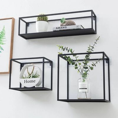 NO 現代的なデザインの金属と固形木製の棚と充電可能な木製の壁収納棚