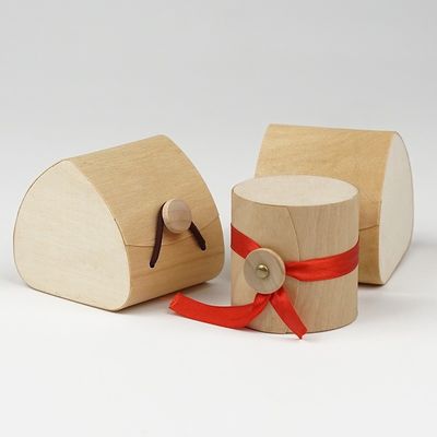 手作り 丸い 柔らかい 木製 ベルク 皮 の ギフト ボックス