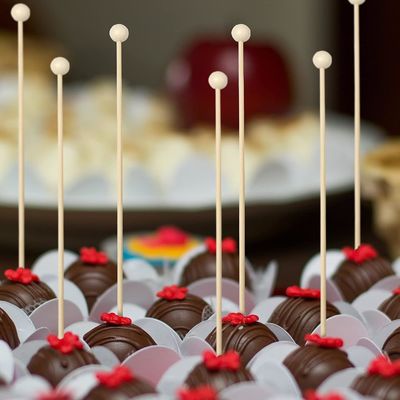 100PCS 6インチ ロック・キャンディ・スティック ボール・ウッド・スワイズ・スティック モダンでシンプルなデザイン