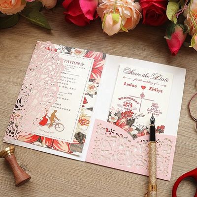 ヨーロッパ レーザーカット ホール ローズ ポケット 結婚式 招待状 封筒 と RSVP カード
