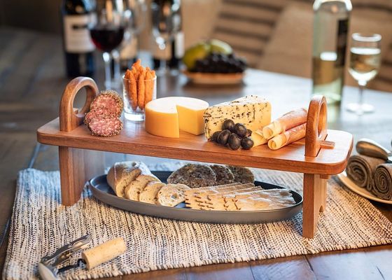 現代的な家装用用の木製のサービスプレート