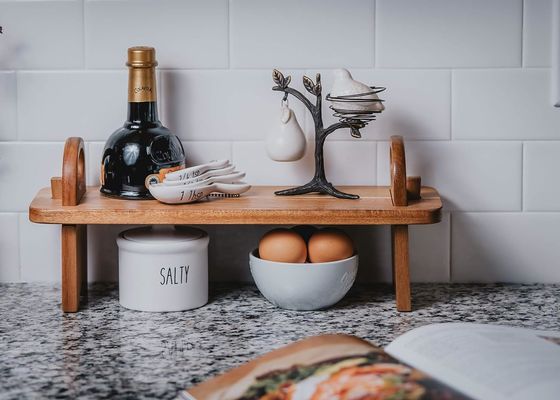 現代的な家装用用の木製のサービスプレート