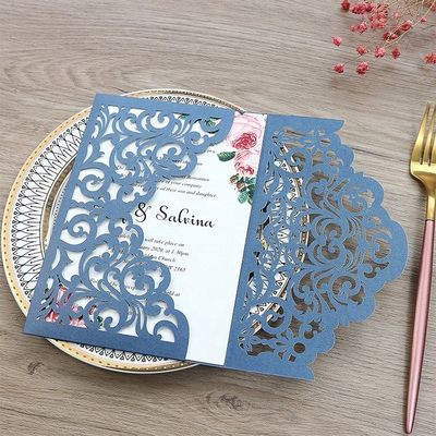 素晴らしいレーザーカット 結婚式の招待状 カード パーティーのヨーロッパ 地域特典が含まれています