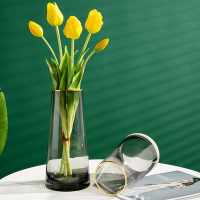 高階の結婚式のための装飾的な贅沢な花瓶