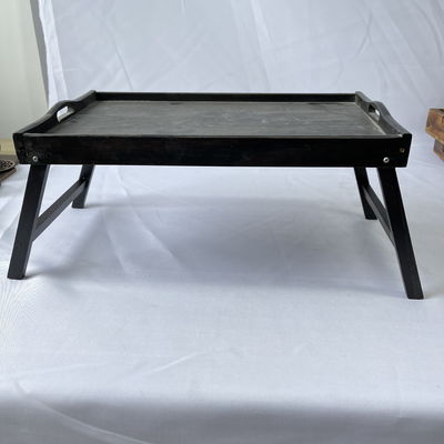 シルクスクリーン印刷 天然朝食 折りたたむ足付きの木製ベッドトレイ キッチンサービス