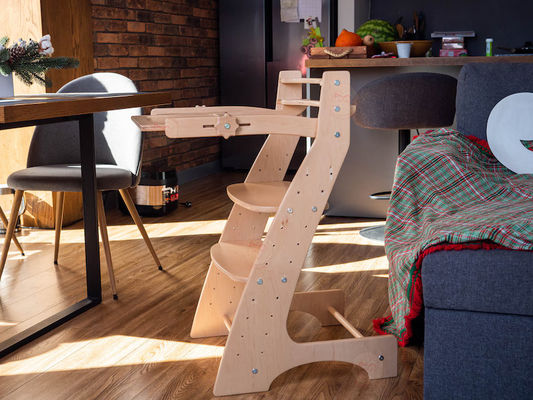 調節可能な木製のデスクトップチェア 季節通りのモンテッソーリとウォルドルフインスピレーションデザイン