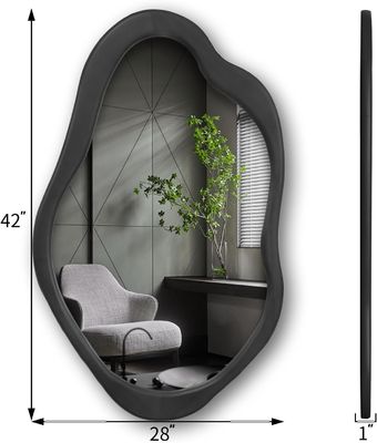 田舎木 黒色 枠 壁 不対称 リビング 寝室 入口 浴室