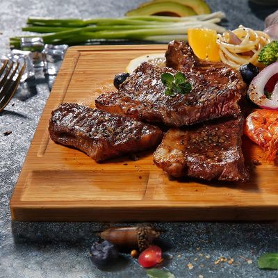 3つのコンパクトとジュースグルーブを持つ多機能の竹切断板 43*32*1.8cm