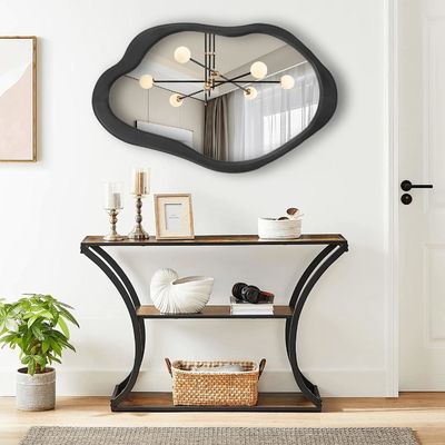 田舎木 黒色 枠 壁 不対称 リビング 寝室 入口 浴室