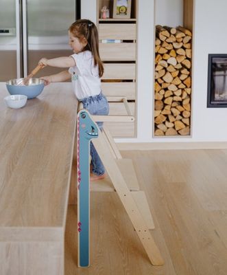 折りたたむ学習ステップストール 標準サイズまたはカスタムモンテッソーリ家具 ヘルパータワー