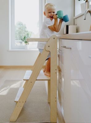 折りたたむ学習ステップストール 標準サイズまたはカスタムモンテッソーリ家具 ヘルパータワー