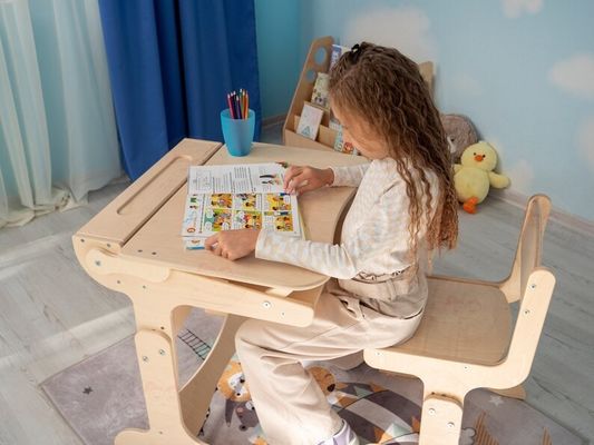 モンテッソーリ 子供 学習 家具 セット カスタム サイズ 木製 デスク と 椅子 チョーク テーブル テーブル