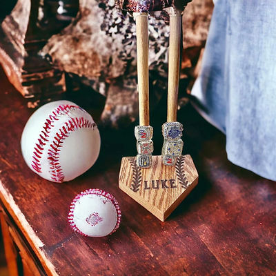 ソフトボールと野球選手権のための木製のシンプルカラースタイリングスポーツリングディスプレイ