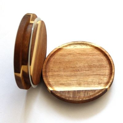 FSC認定木製アカシア蓋のガラスキャンドルボトル 簡単に開けるためと FSC証明書