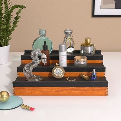 全季節の3階建てのケルンスタンドオーガナイザー 隠された収納スペースとスタンドタイプ