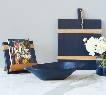 手作り リサイクルされた木製の料理本ホルダー キッチン組織のための松とオークのスレート